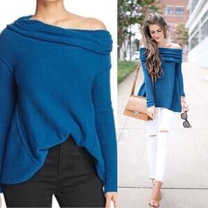 Free People teal cowl neck strawberry fields sweater‎ size medium